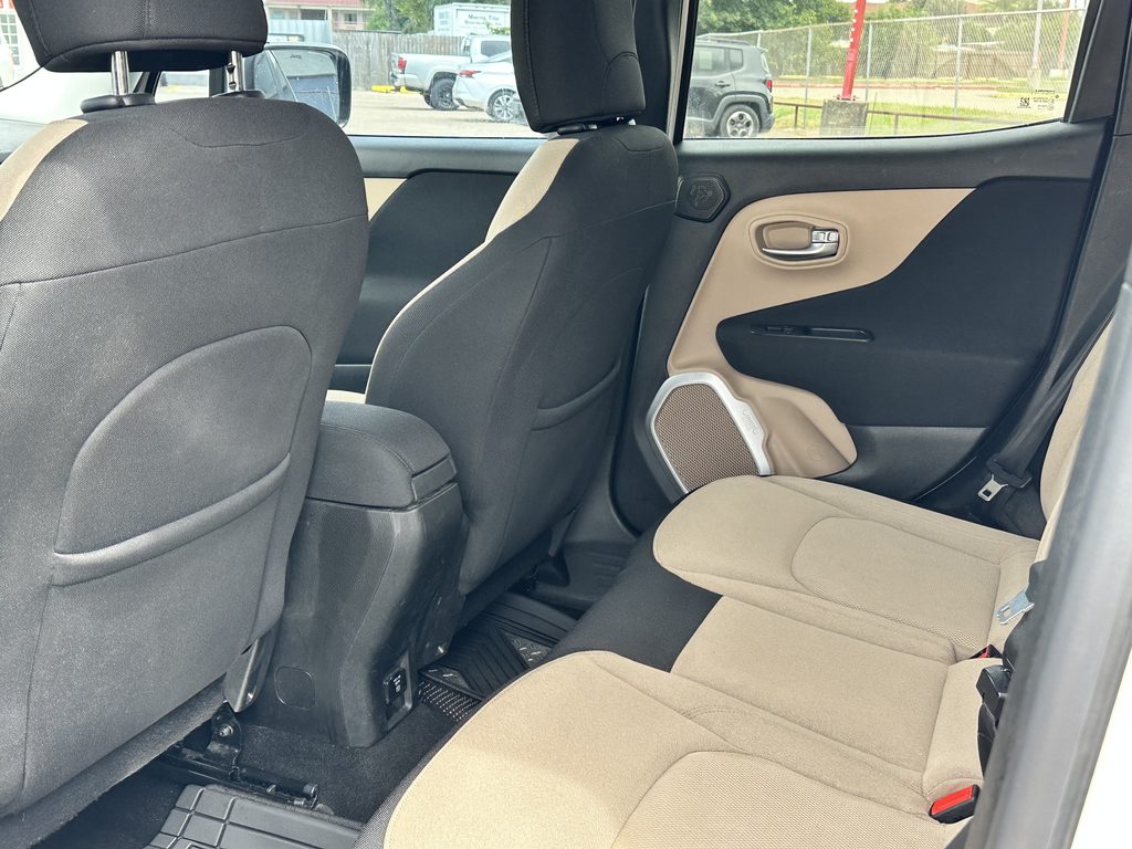 2015 JEEP RENEGADE LATITUDE used vehicle for sale in Houston