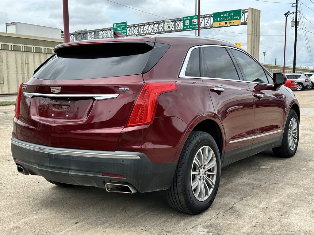 2017 CADILLAC XT5 used vehicle for sale in Houston