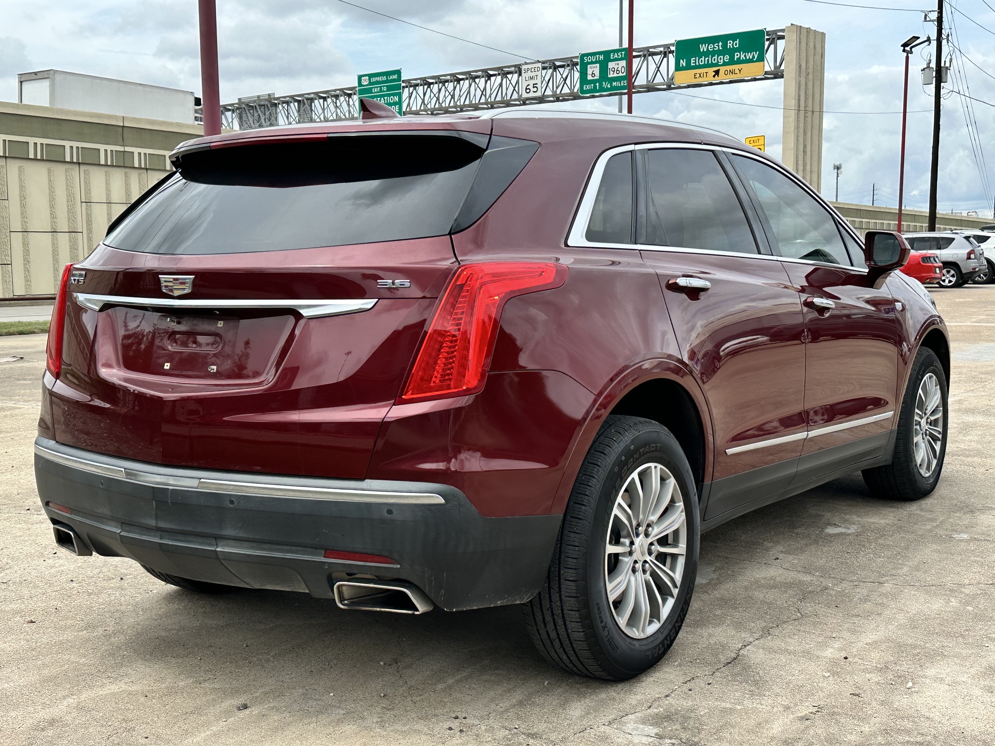 2017 CADILLAC XT5 used vehicle for sale in Houston