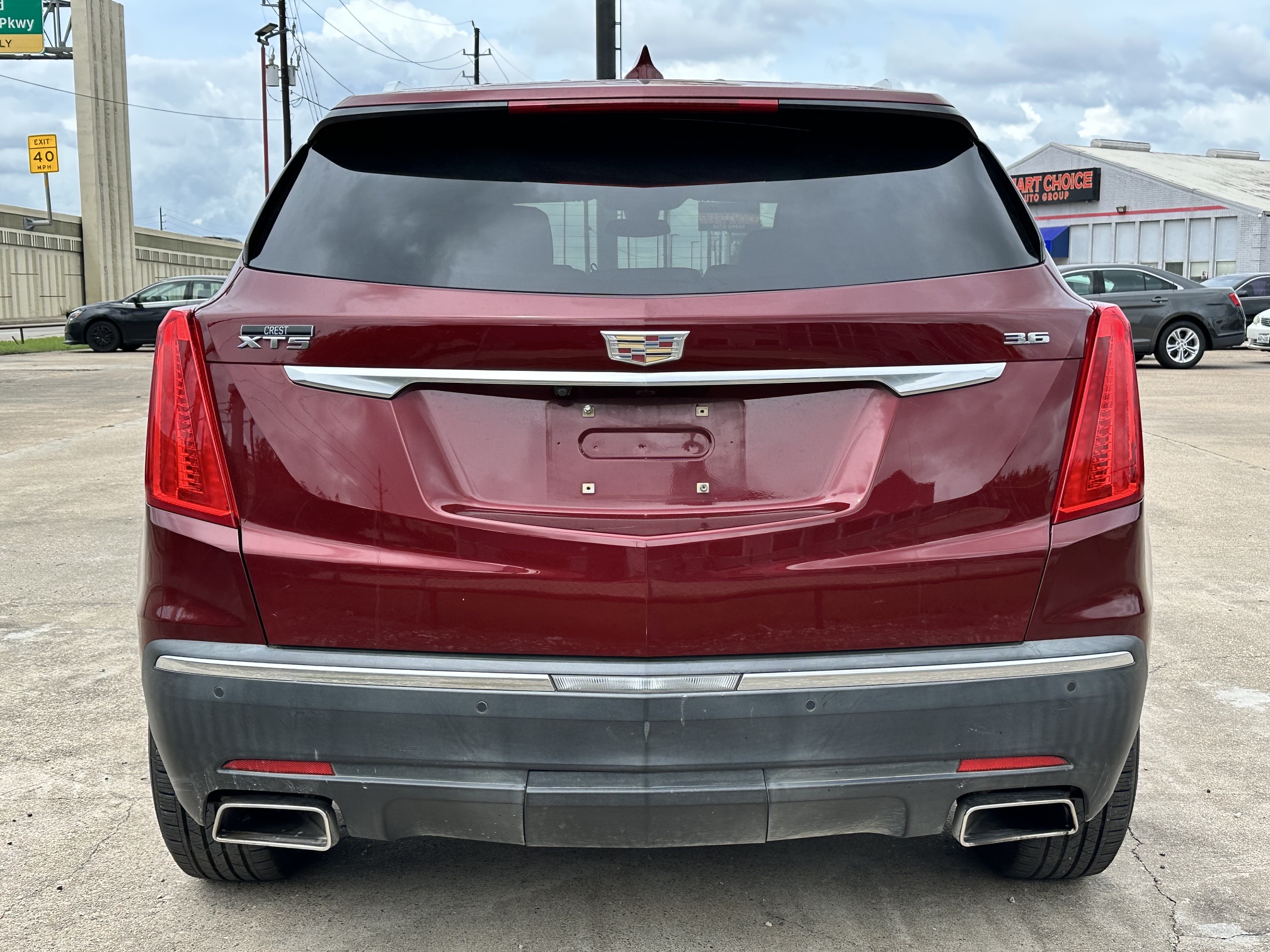 2017 CADILLAC XT5 used vehicle for sale in Houston