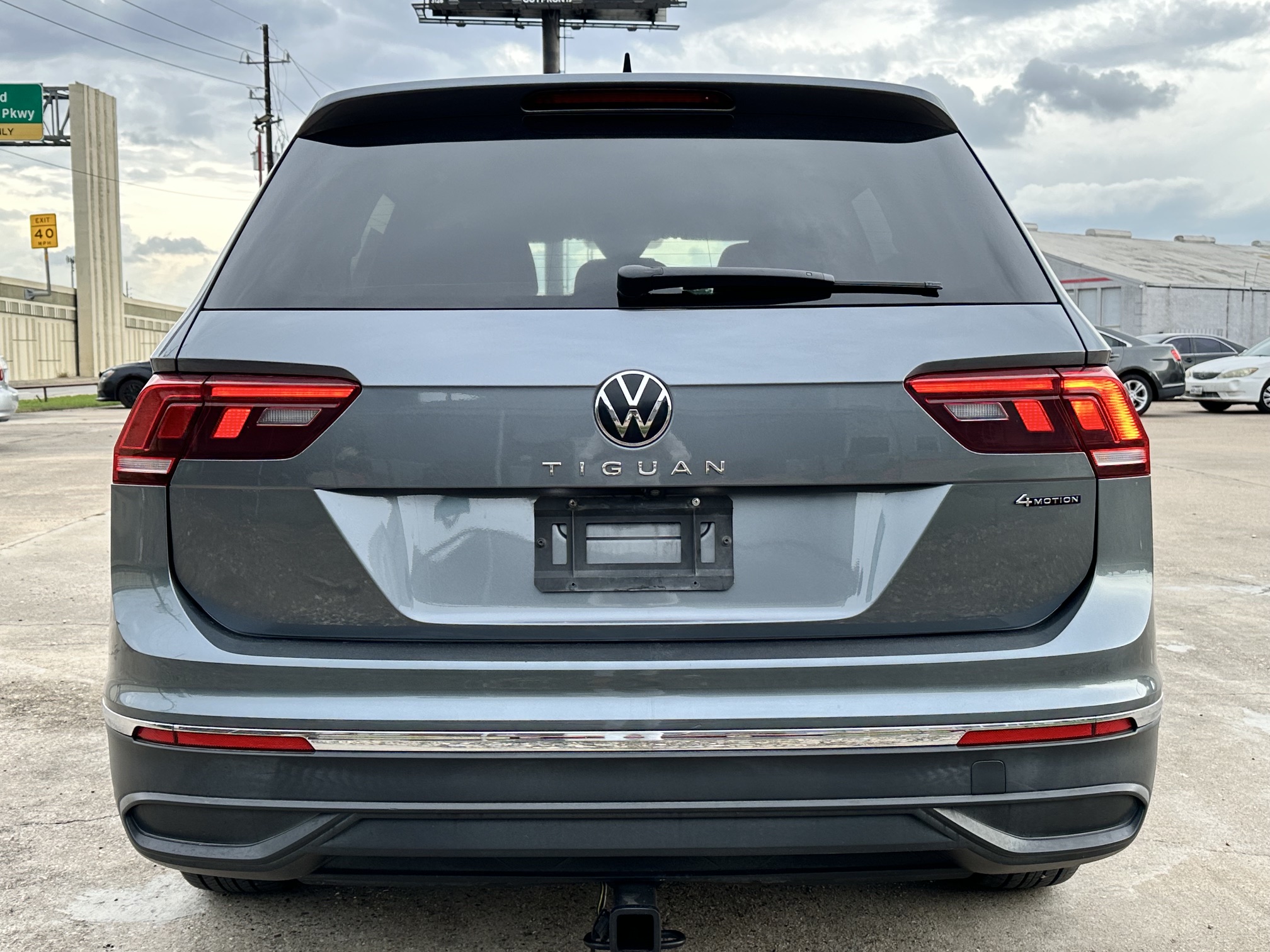 2022 VOLKSWAGEN TIGUAN 4MOTION used vehicle for sale in Houston