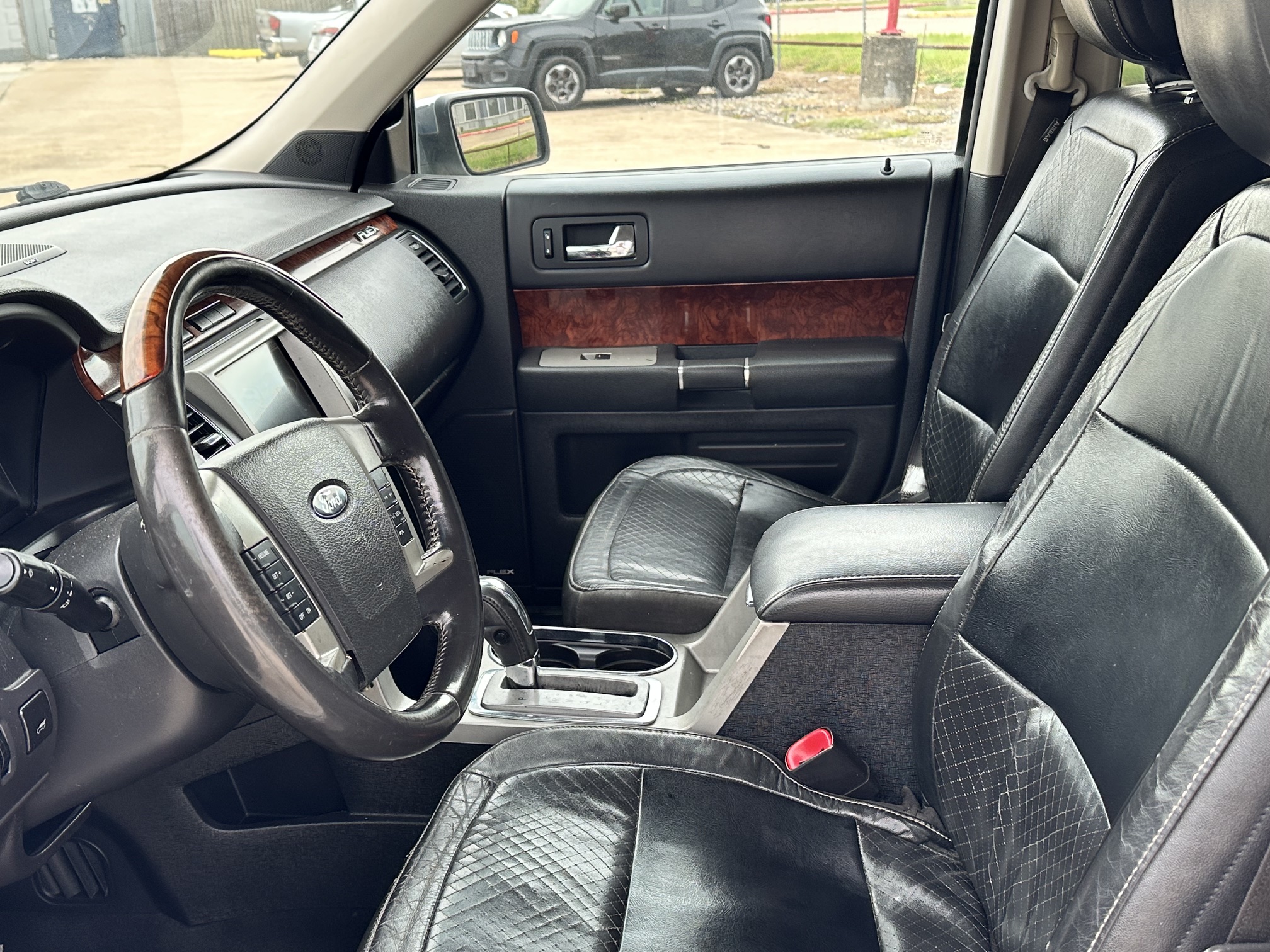 2011 FORD FLEX LIMITED used vehicle for sale in Houston
