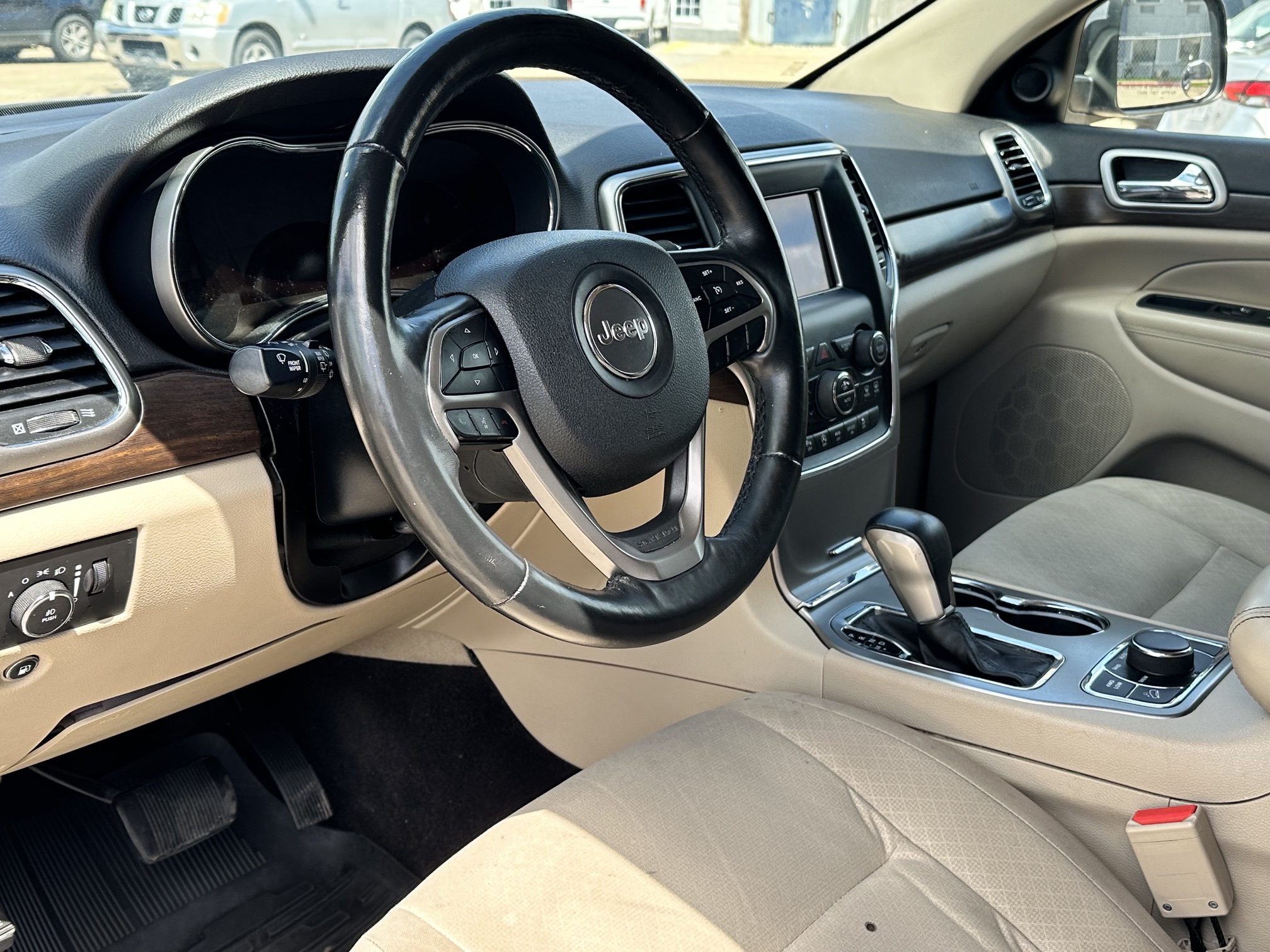 2018 JEEP GRAND CHEROKEE LAREDO used vehicle for sale in Houston