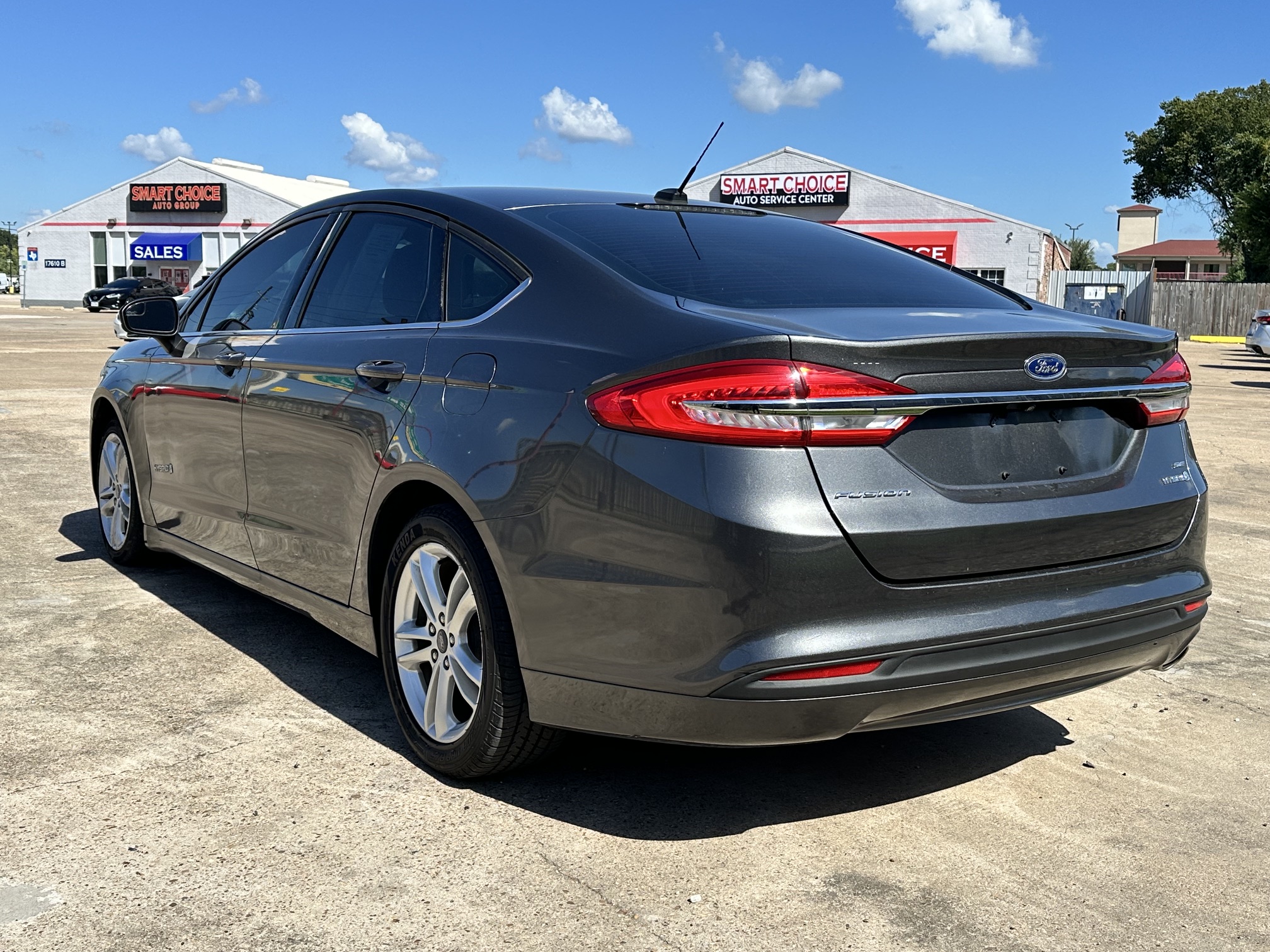 2018 FORD FUSION SE HYBRID used vehicle for sale in Houston