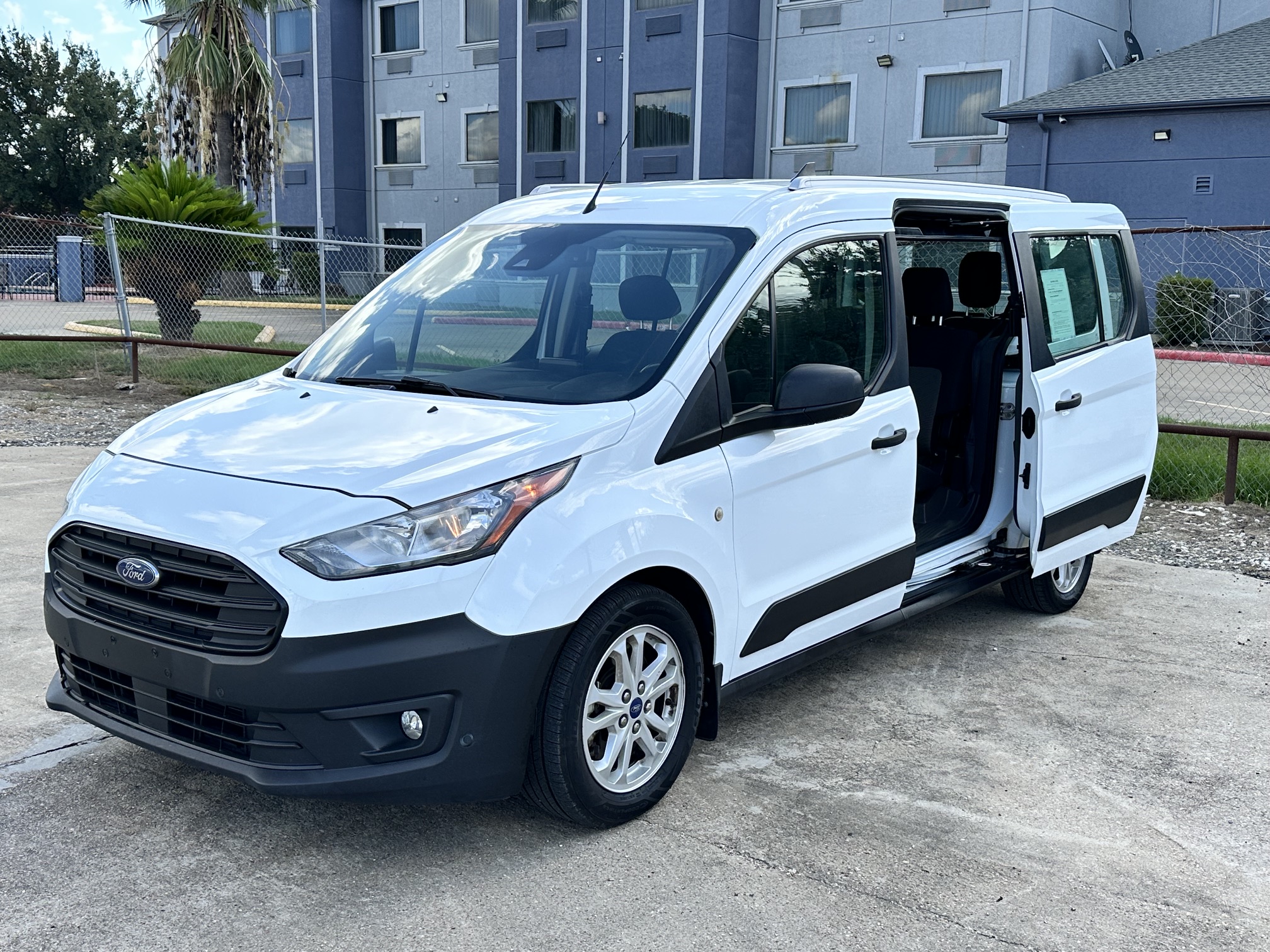 2022 FORD TRANSIT CONNECT used vehicle for sale in Houston