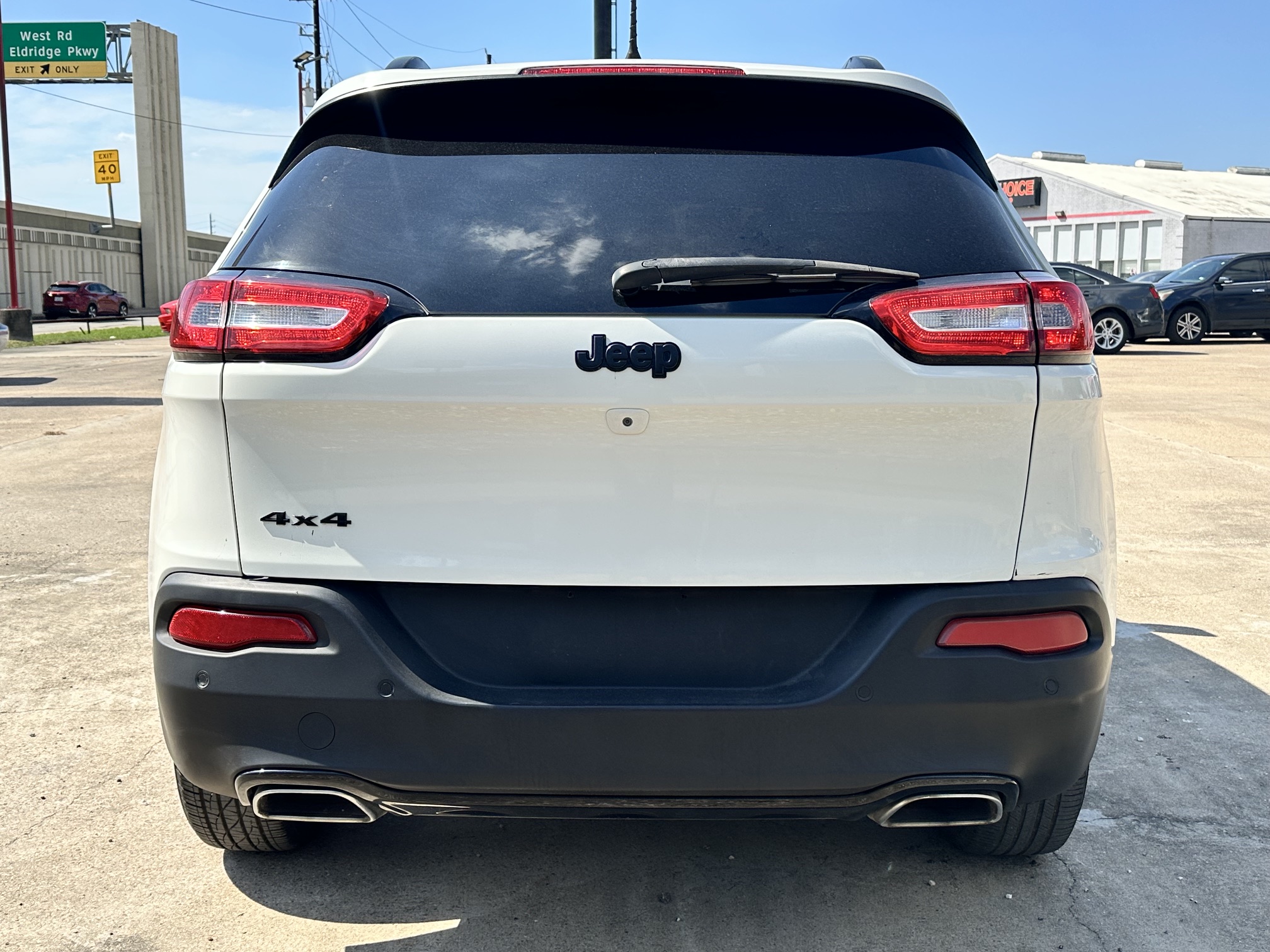 2017 JEEP CHEROKEE LIMITED used vehicle for sale in Houston