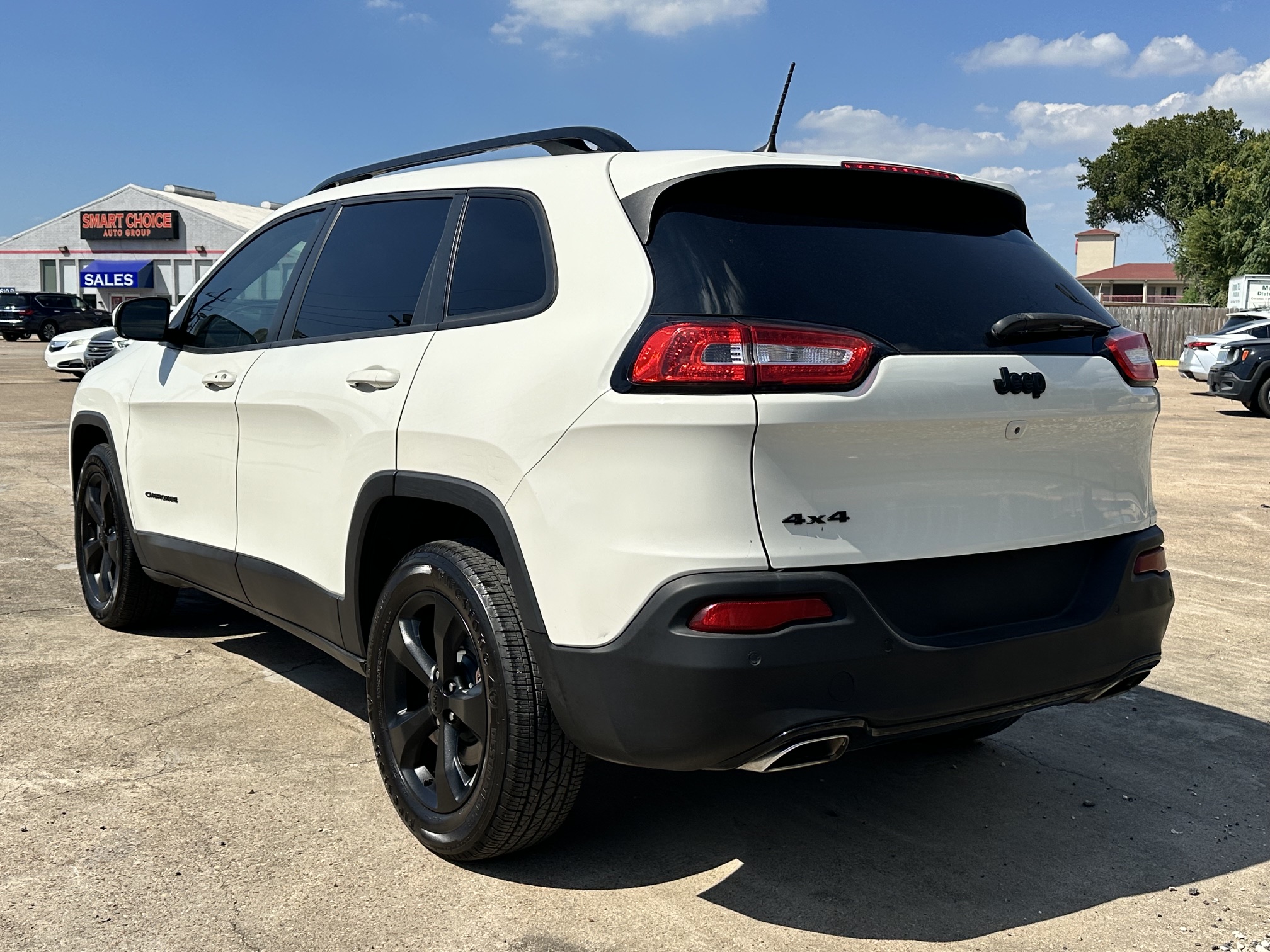 2017 JEEP CHEROKEE LIMITED used vehicle for sale in Houston