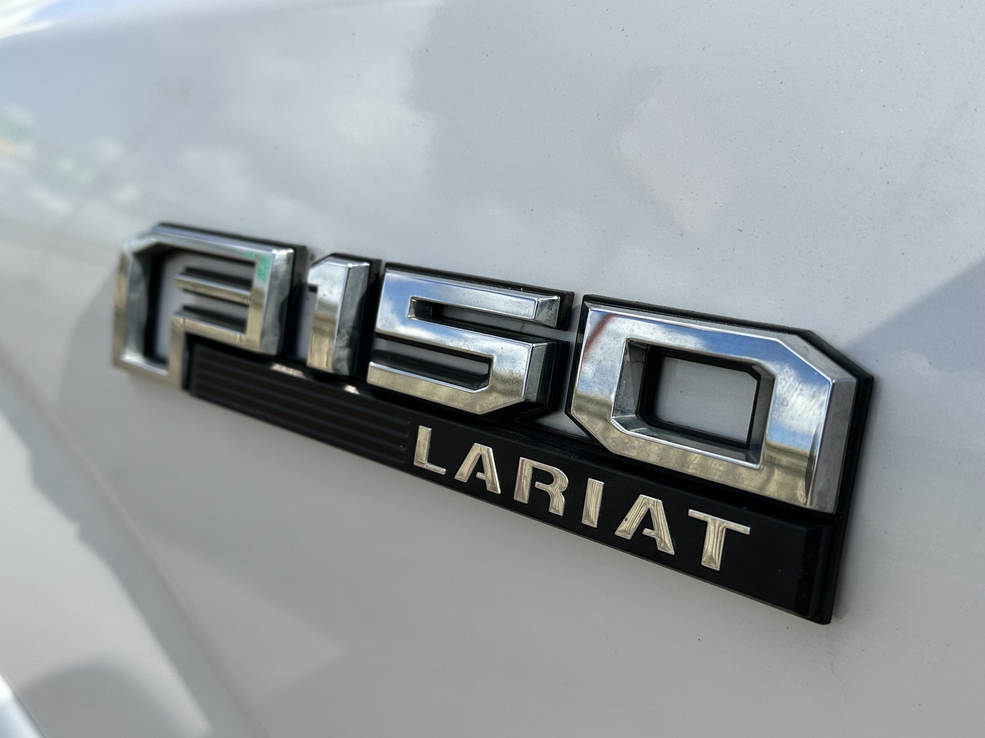2017 FORD F-150 LARIAT used vehicle for sale in Houston